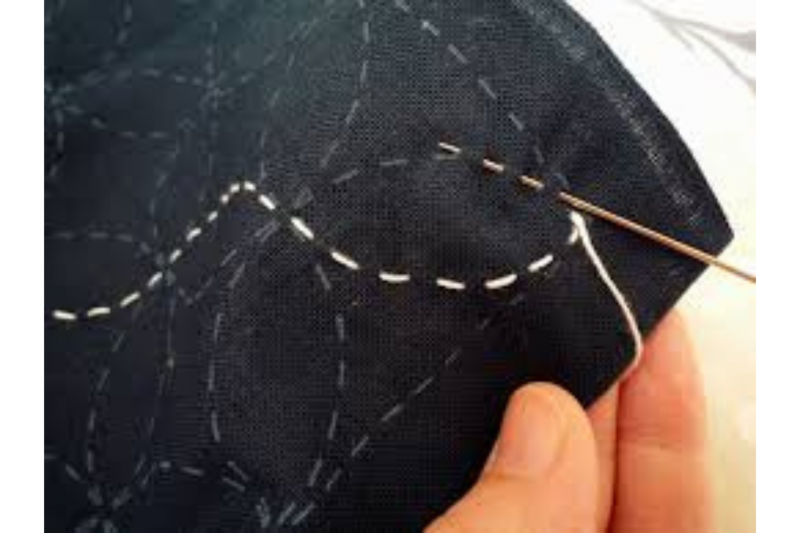 Sewing machine initiation workshop, leisure association vague eco créative Préfailles Destination Pornic