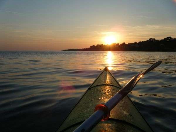 BALADE AU COUCHER DU SOLEIL A PORNIC - KAYAK NOMADE