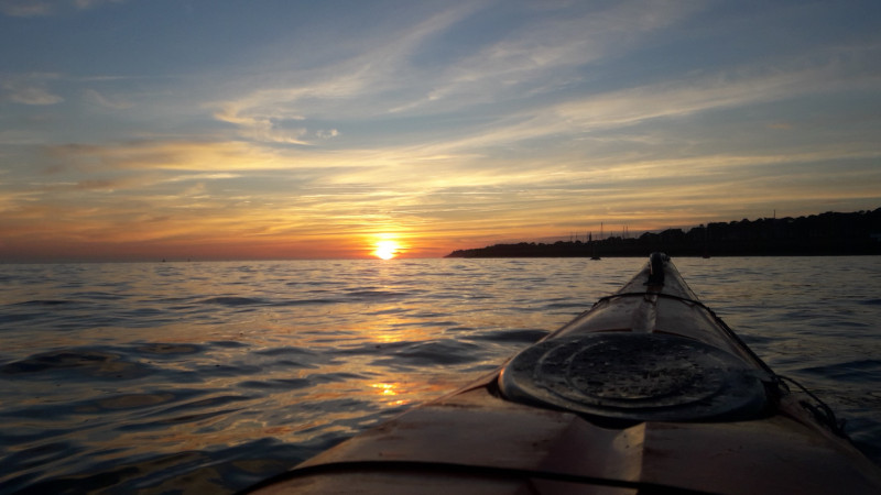 Balade en kayak au coucher de soleil