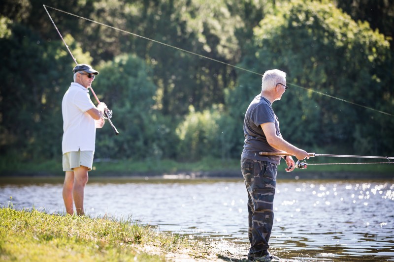 Fishing at the Gâtineaux pond in Saint-Michel Chef-Chef