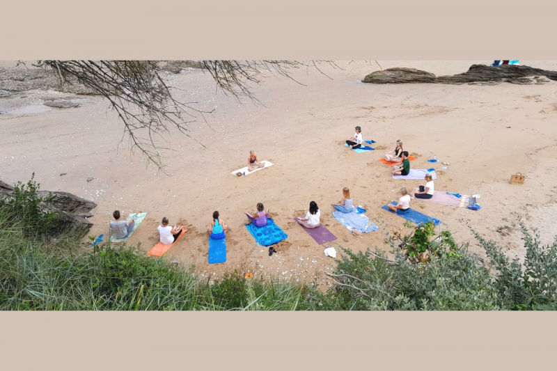 Hatha Yoga en extérieur Ritama Destination Pornic