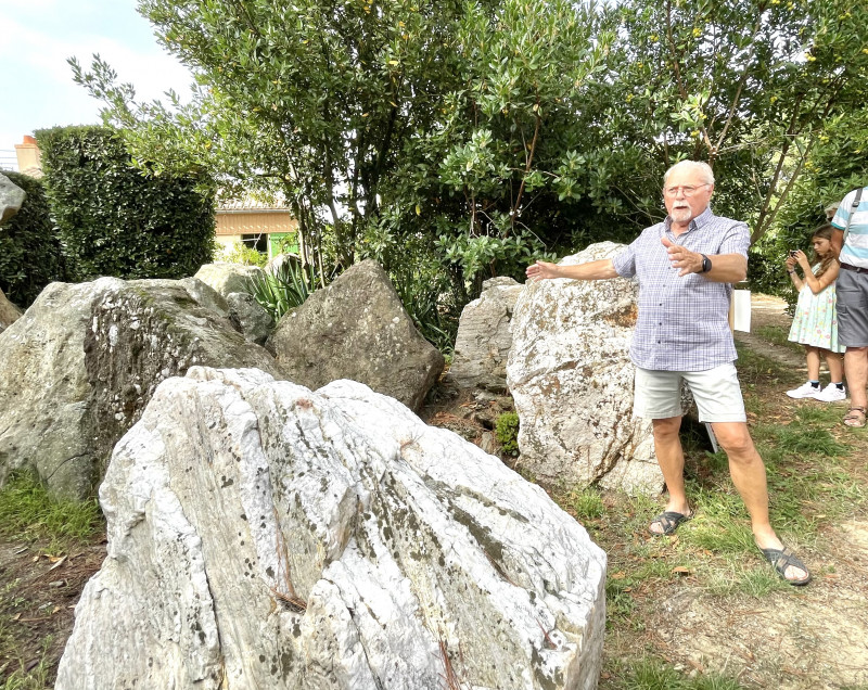 La nécropole de la Motte - Site des 3 squelettes - Dolmen de la Croix
