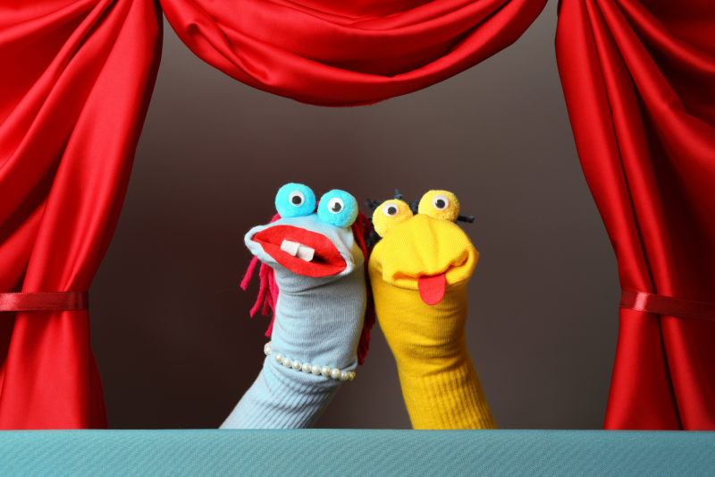 Le mois des tout petits spectacle tête en bois compagnie En attendant la marée médiathèque Armel de Wismes Pornic marionnettes