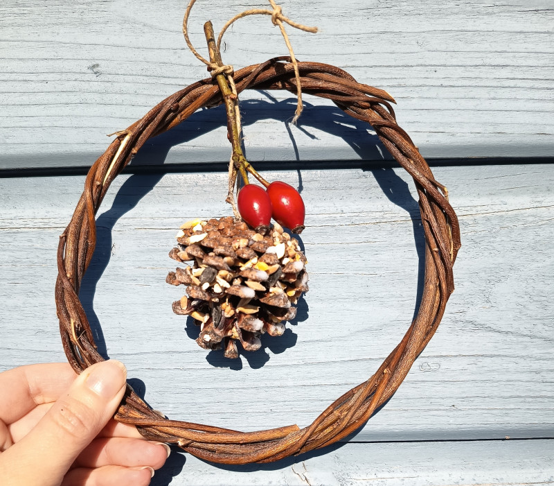 Nourrir les oiseaux en hiver