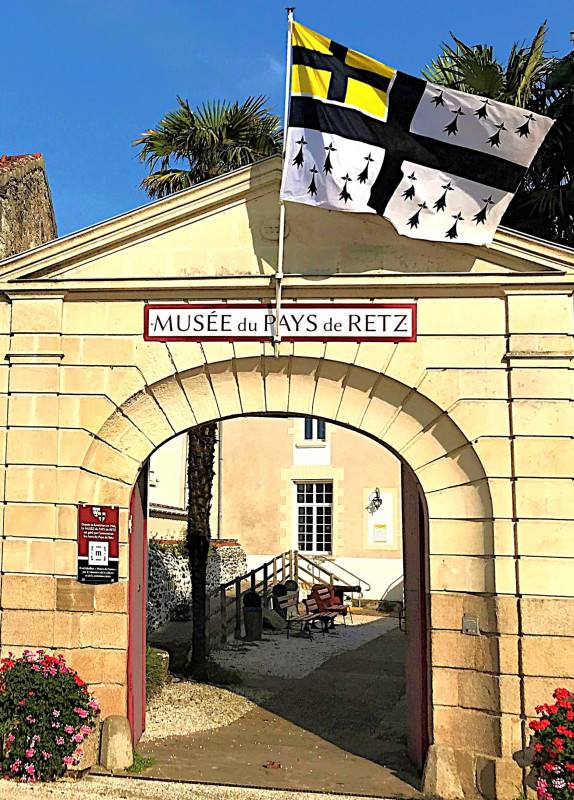 Porche d'entrée du Musée du Pays de Retz