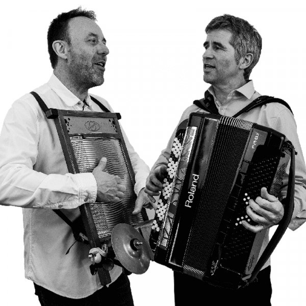 concert, concert radio vespa,animations st michel, tharon plage, animations tharon, accordéon, chanson française