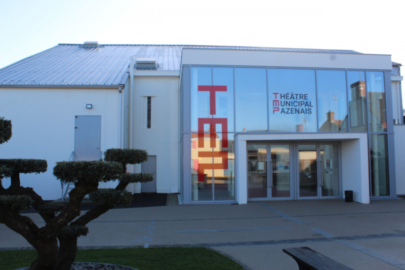 SALLE DU THEATRE MUNICIPAL PAZENAIS