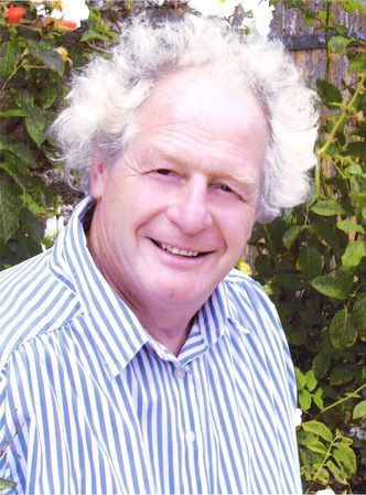 Performance by Eric Chartier: Two short stories by Marcel (Aymé) – readings at the Grange des Brefs, Destination Pornic