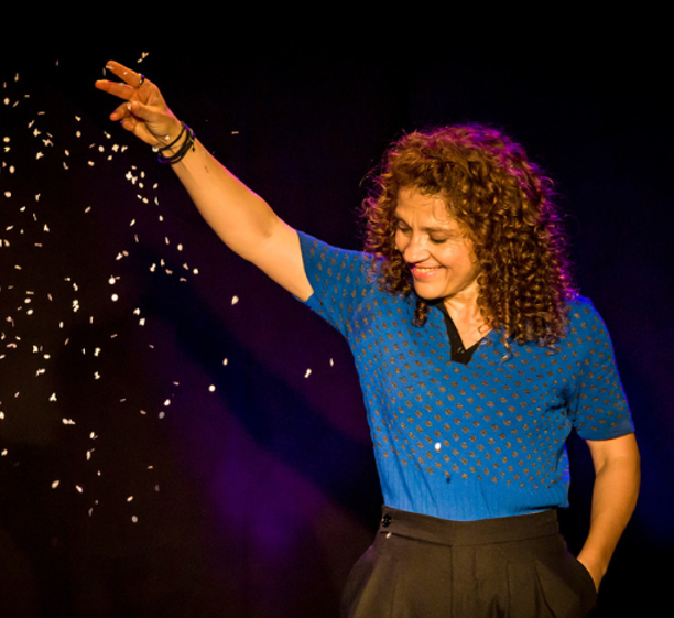 Spectacle humour: Karine Dubernet pornic