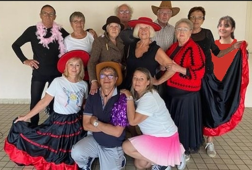 Spectacle: les Mêm'Papeur ont toujours la flamme Pornic groupe