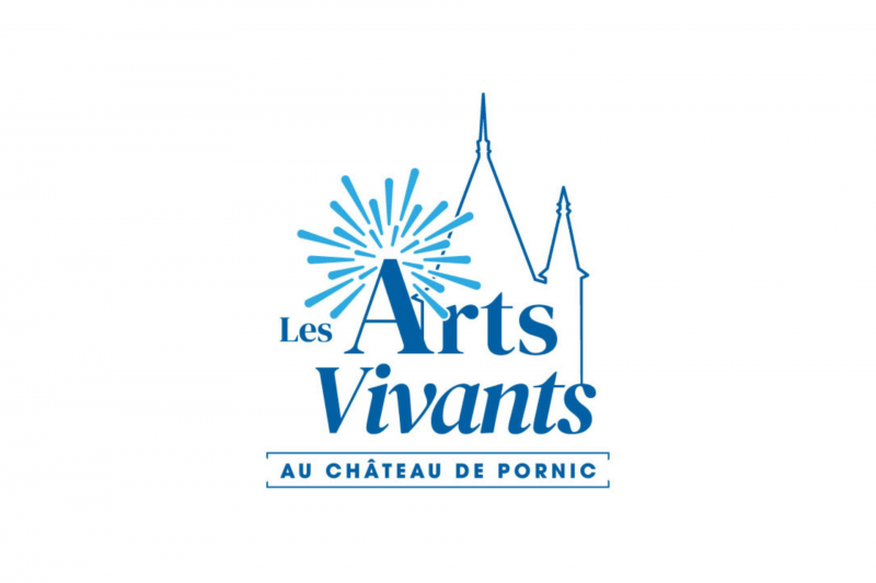 Theater: Three Naked Girls - Performing arts at Pornic Castle comedy show Destination Pornic