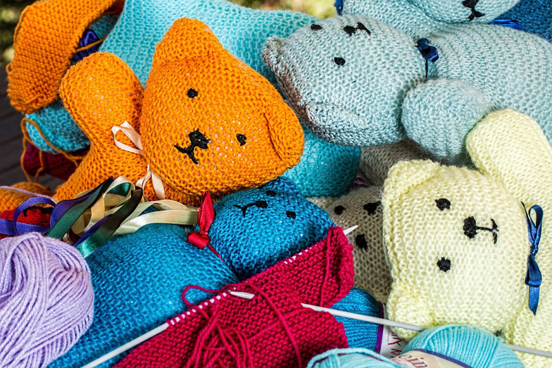 Vente solidaire de tricot et crochet