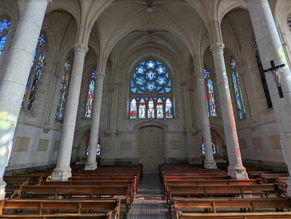 Visite de l'église de Saint-Hilaire-de-Chaléons