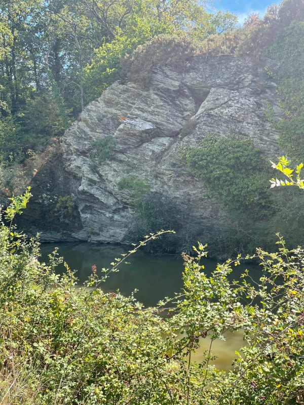 Visite la rivière de Haute-Perche et ses pêcheries